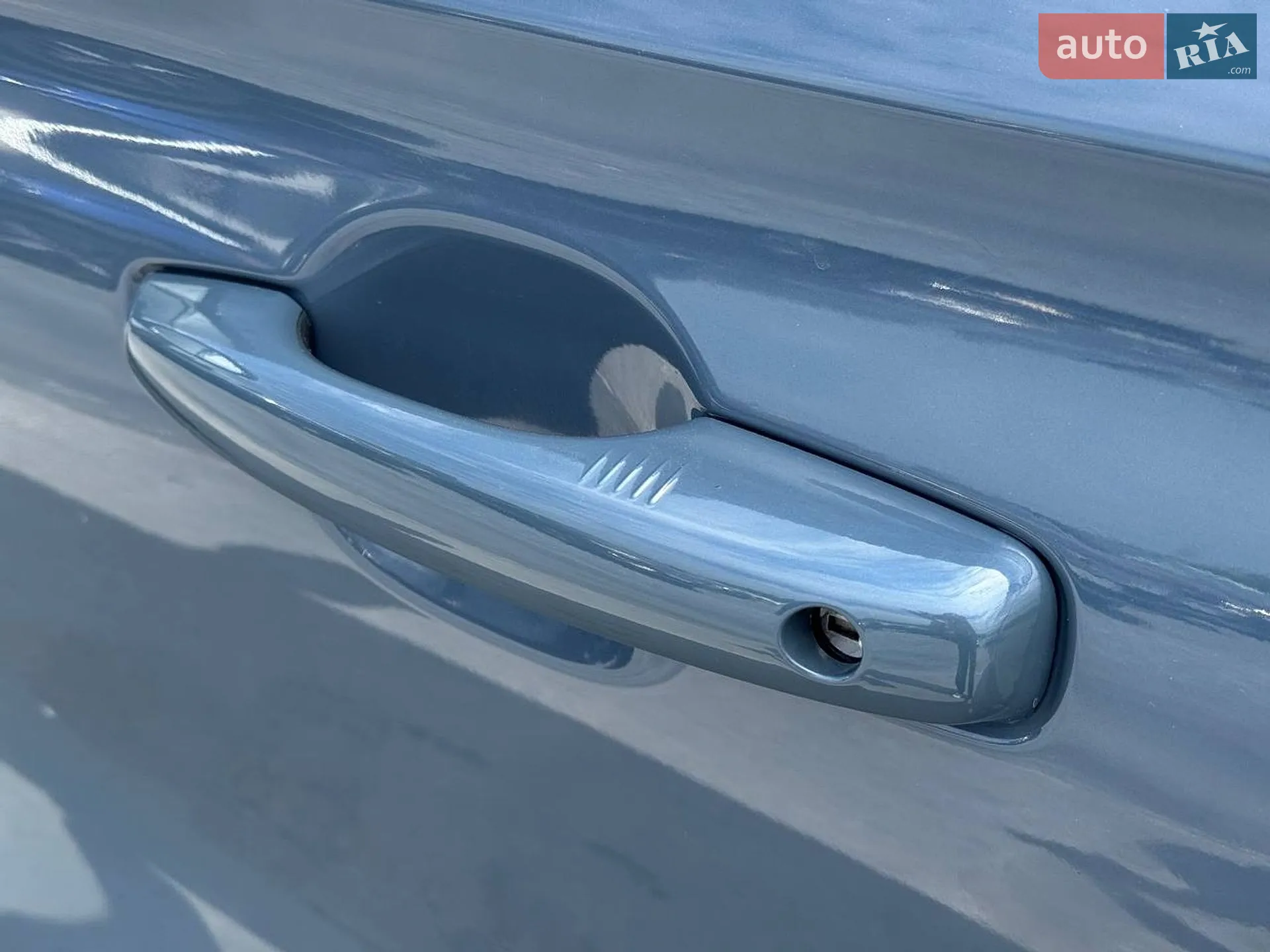 2023 Lincoln Corsair - мініатюра 9