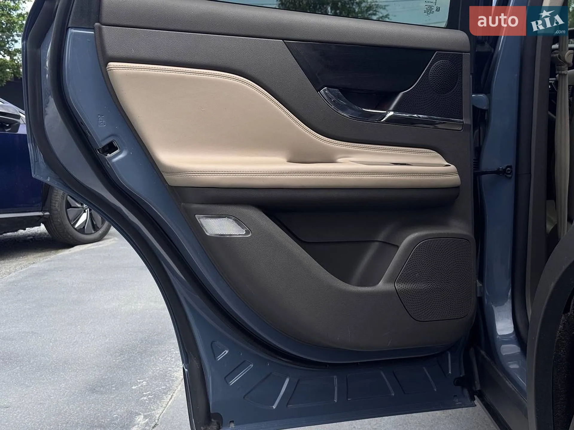 2023 Lincoln Corsair - мініатюра 59