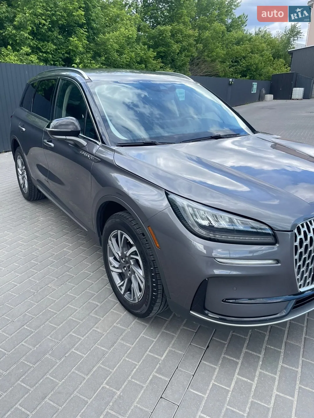 2023 Lincoln Corsair - мініатюра 8