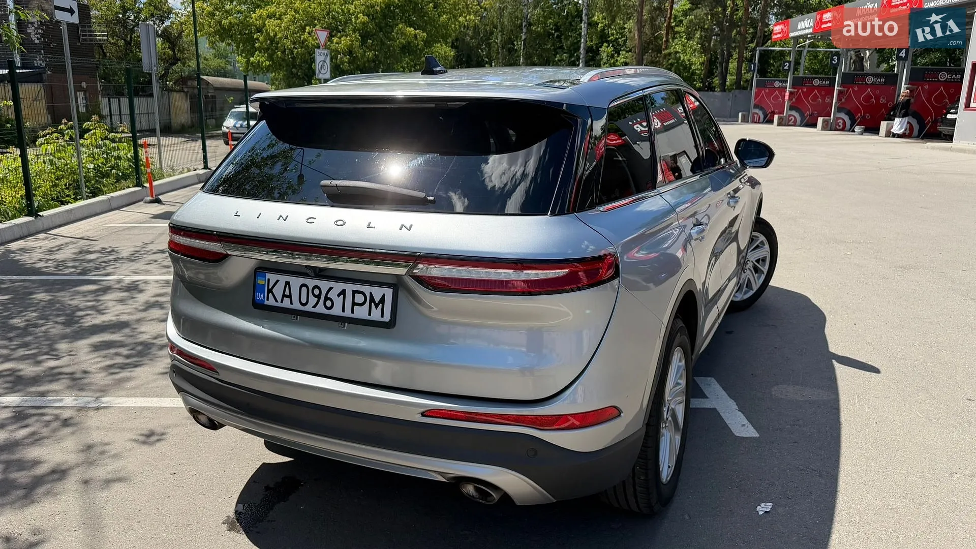 2022 Lincoln Corsair - мініатюра 5
