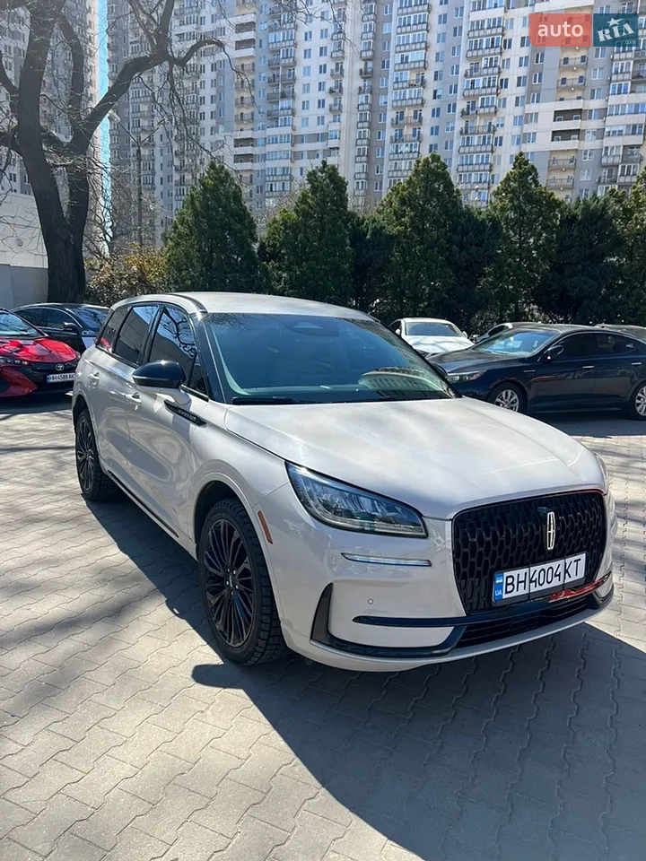2022 Lincoln Corsair - мініатюра 18