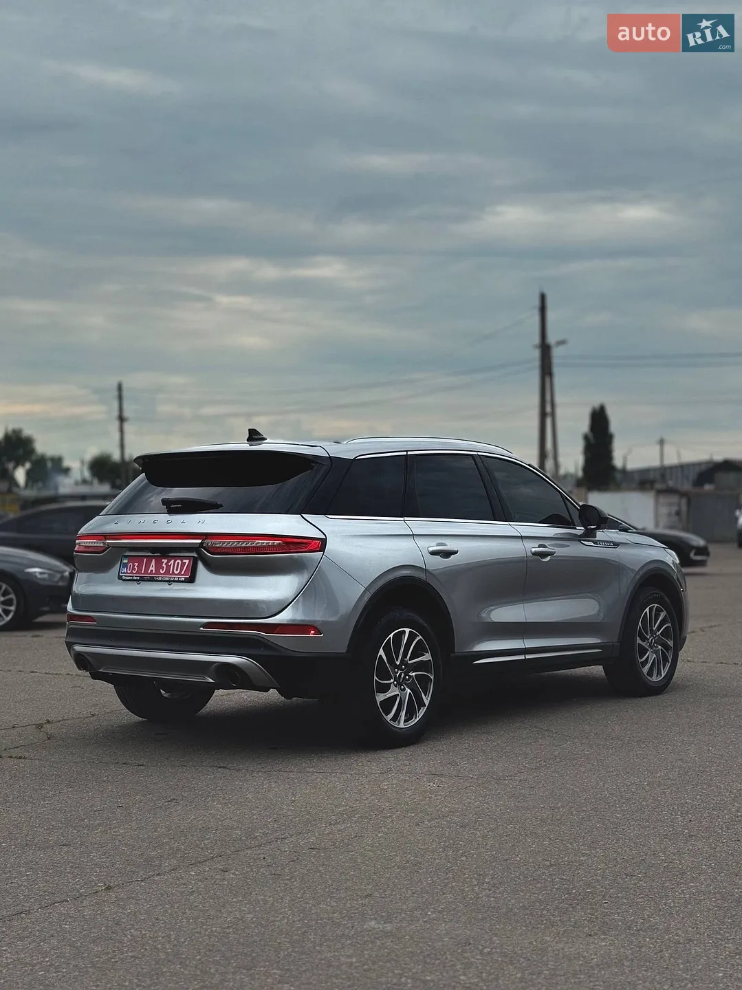 2022 Lincoln Corsair - мініатюра 6