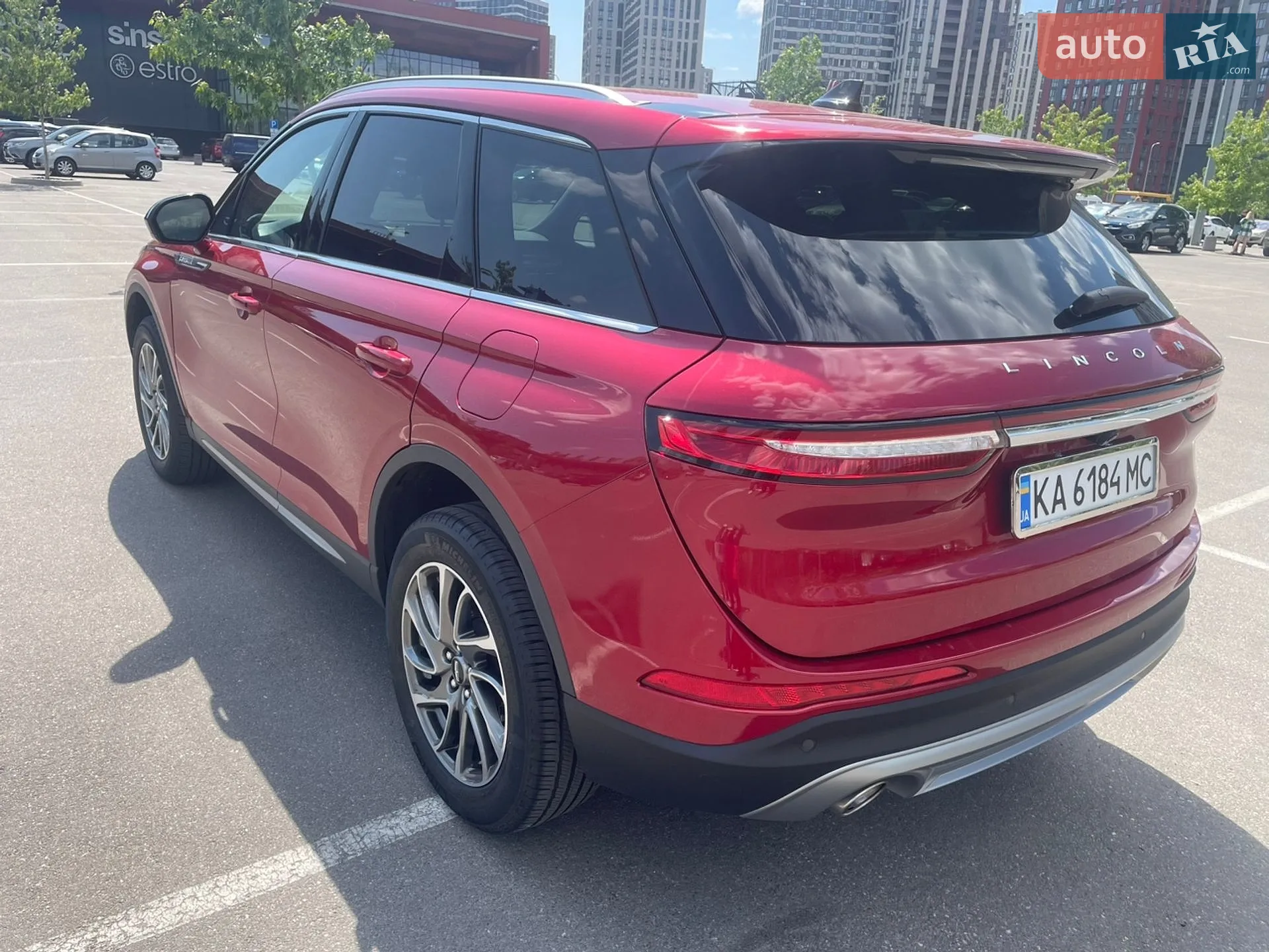 2021 Lincoln Corsair - мініатюра 6