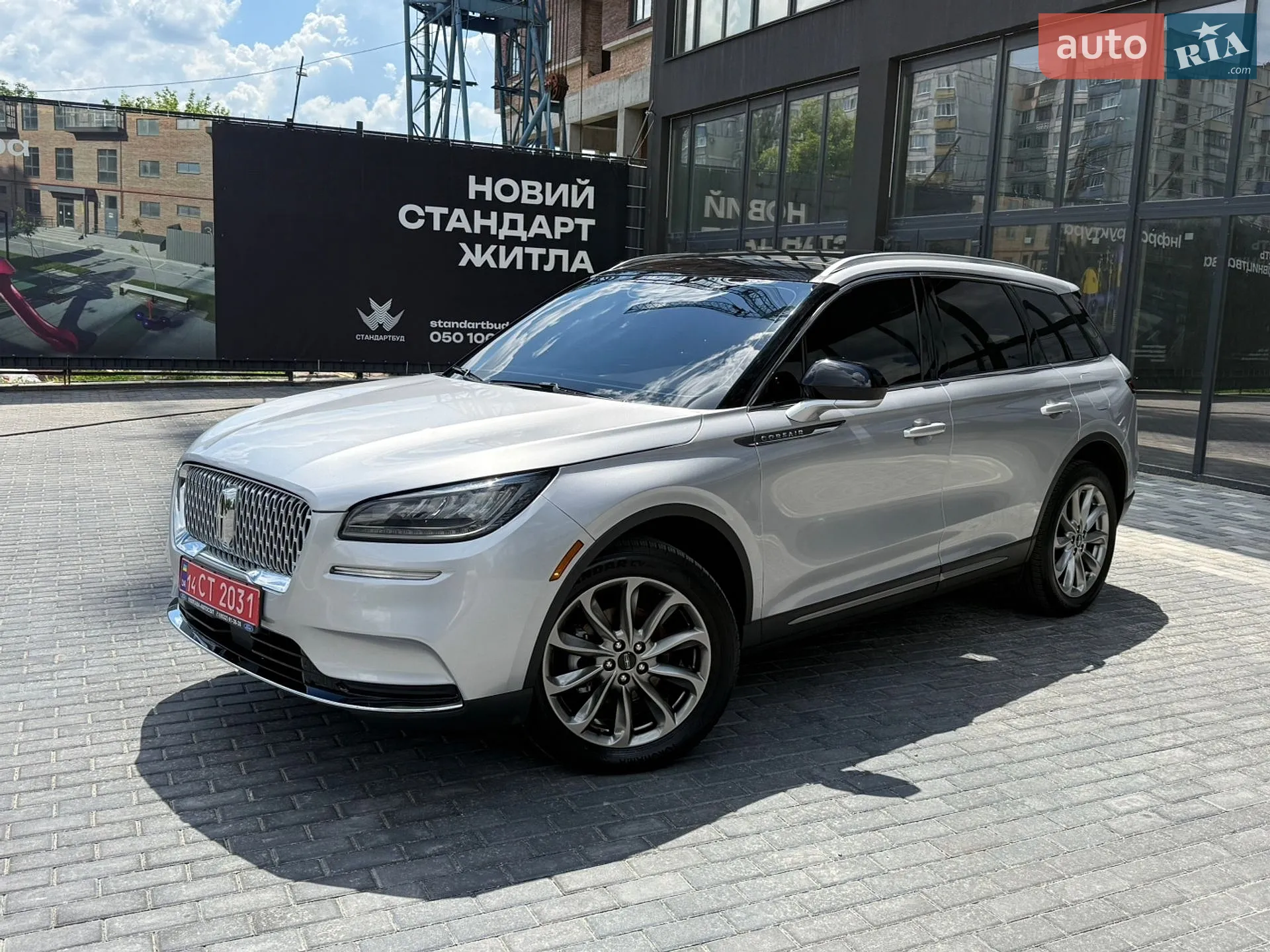 2021 Lincoln Corsair - мініатюра 3