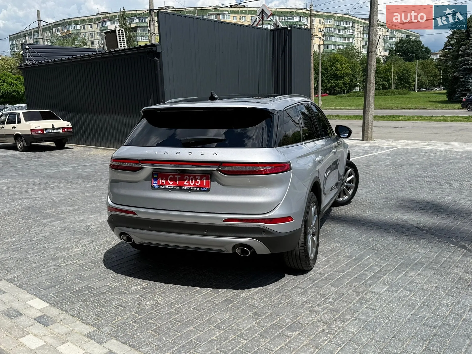 2021 Lincoln Corsair - мініатюра 10