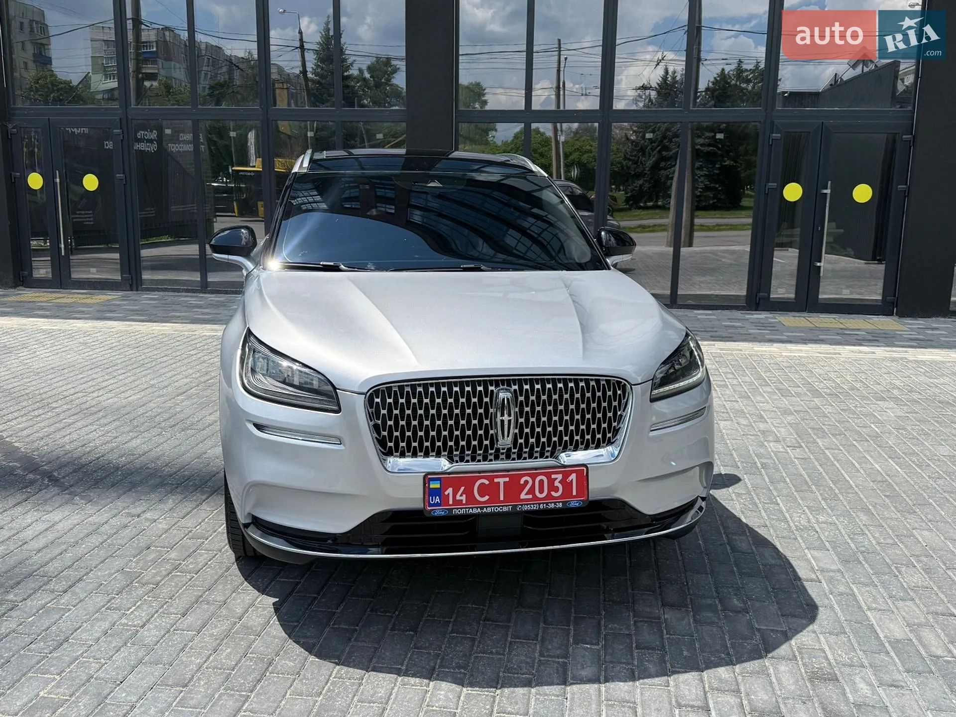 2021 Lincoln Corsair - мініатюра 16