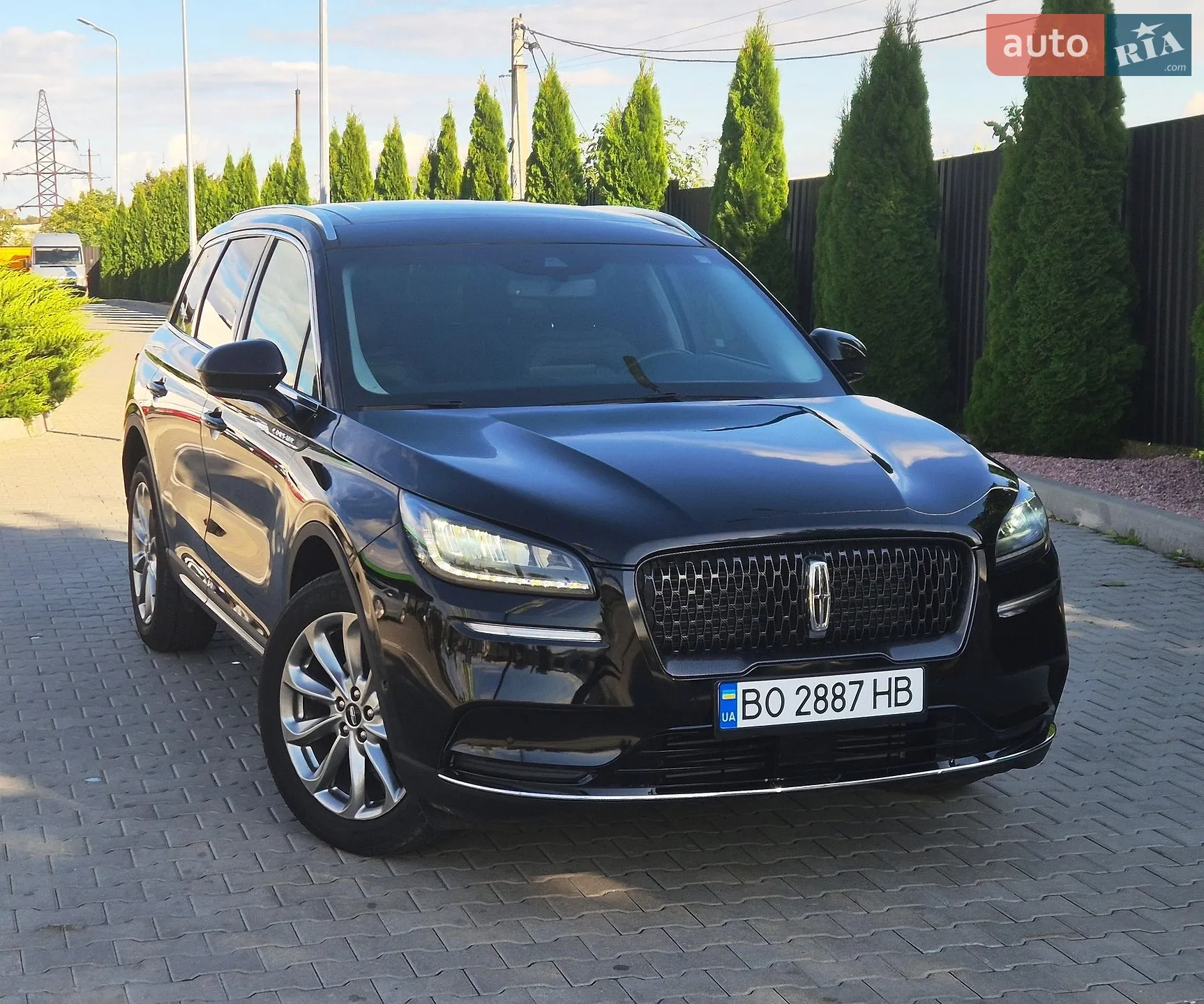 2022 Lincoln Corsair - мініатюра 6