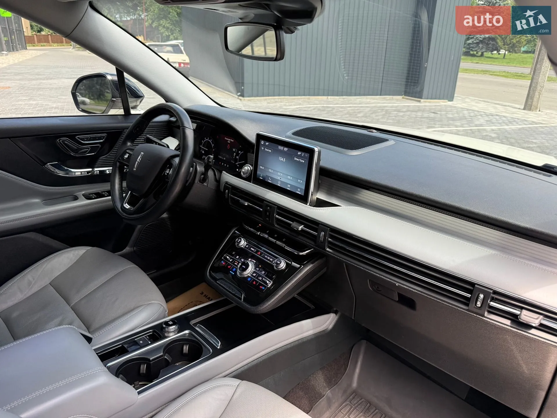 2020 Lincoln Corsair - мініатюра 33