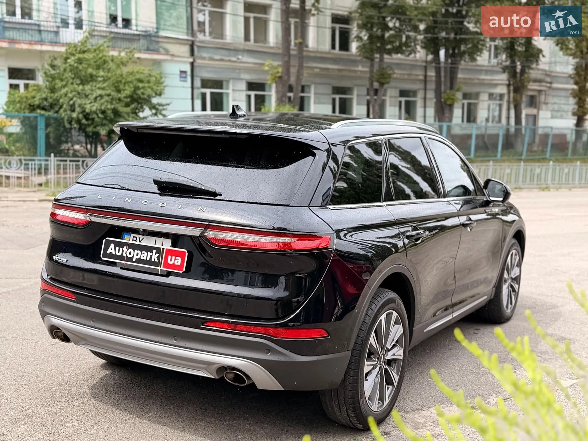 2022 Lincoln Corsair - мініатюра 8