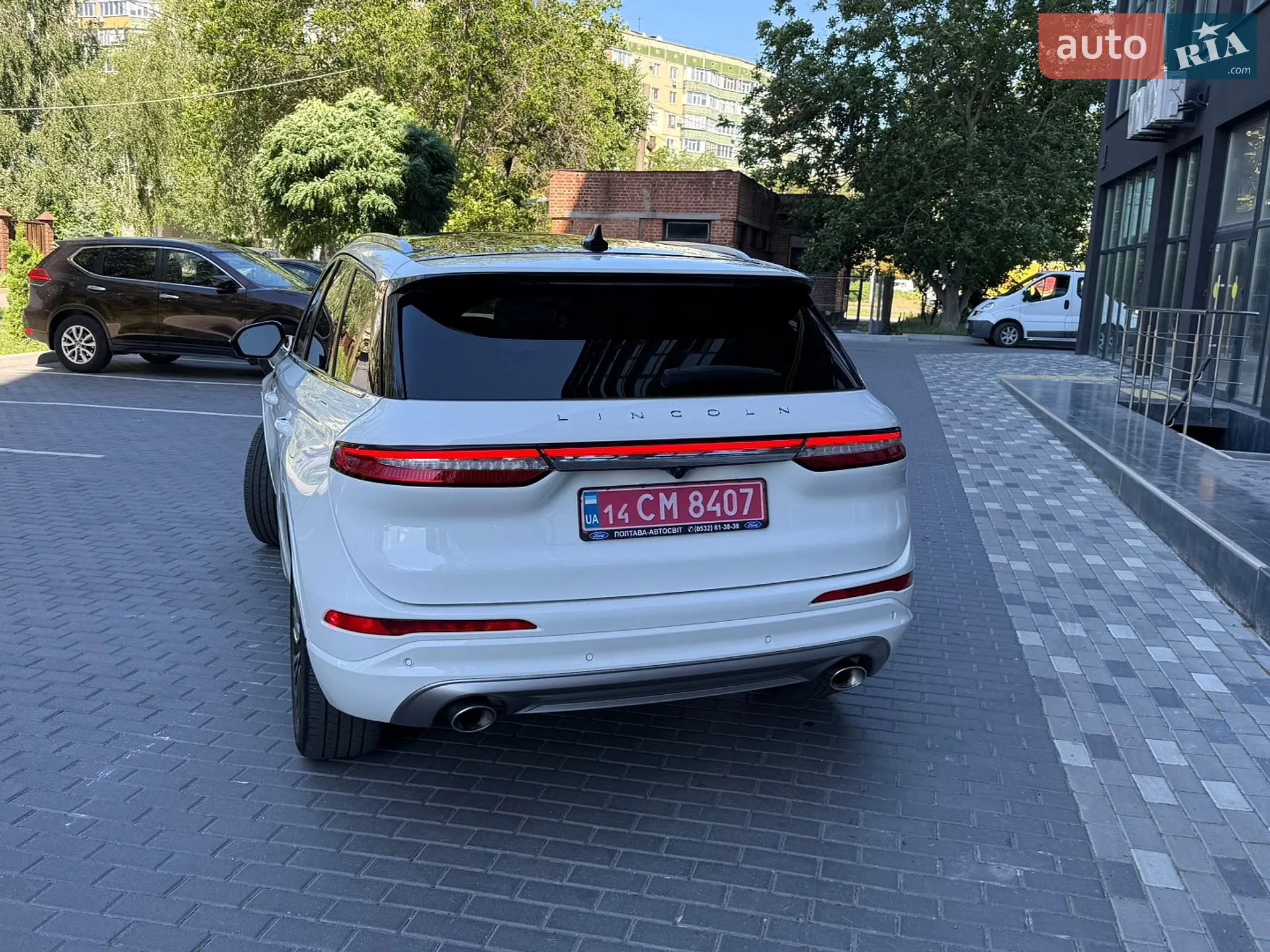 2021 Lincoln Corsair - мініатюра 10