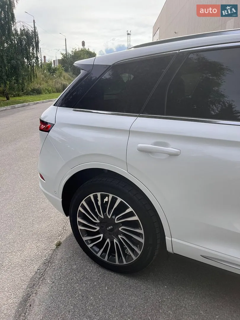 2020 Lincoln Corsair - мініатюра 5