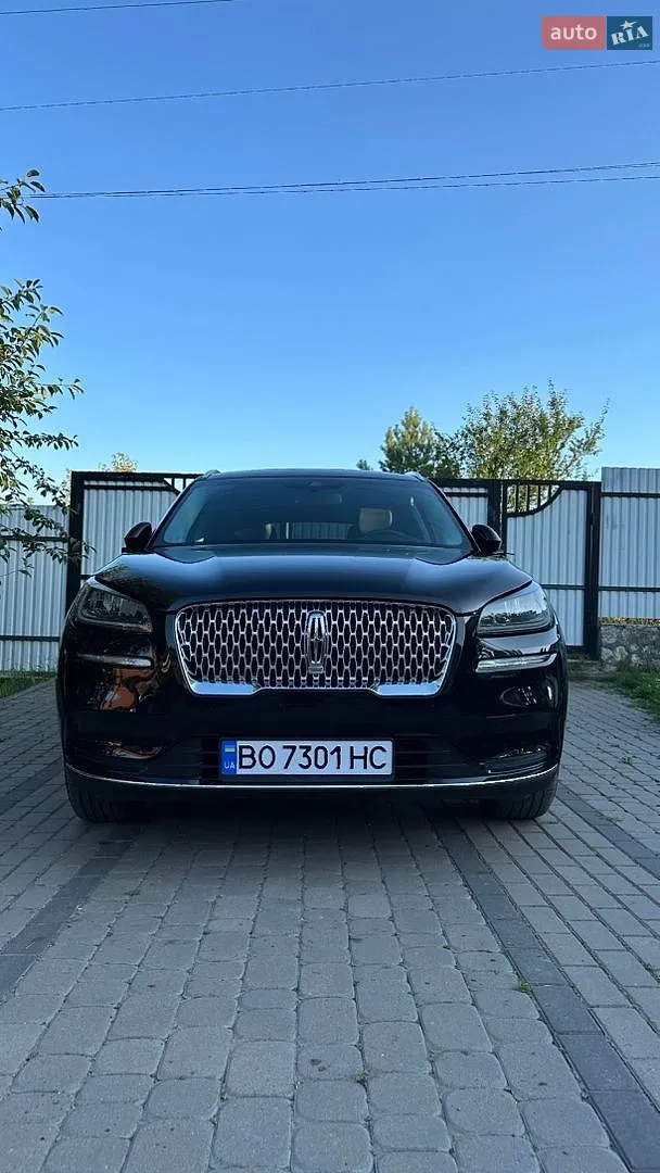 2019 Lincoln Corsair - мініатюра 2