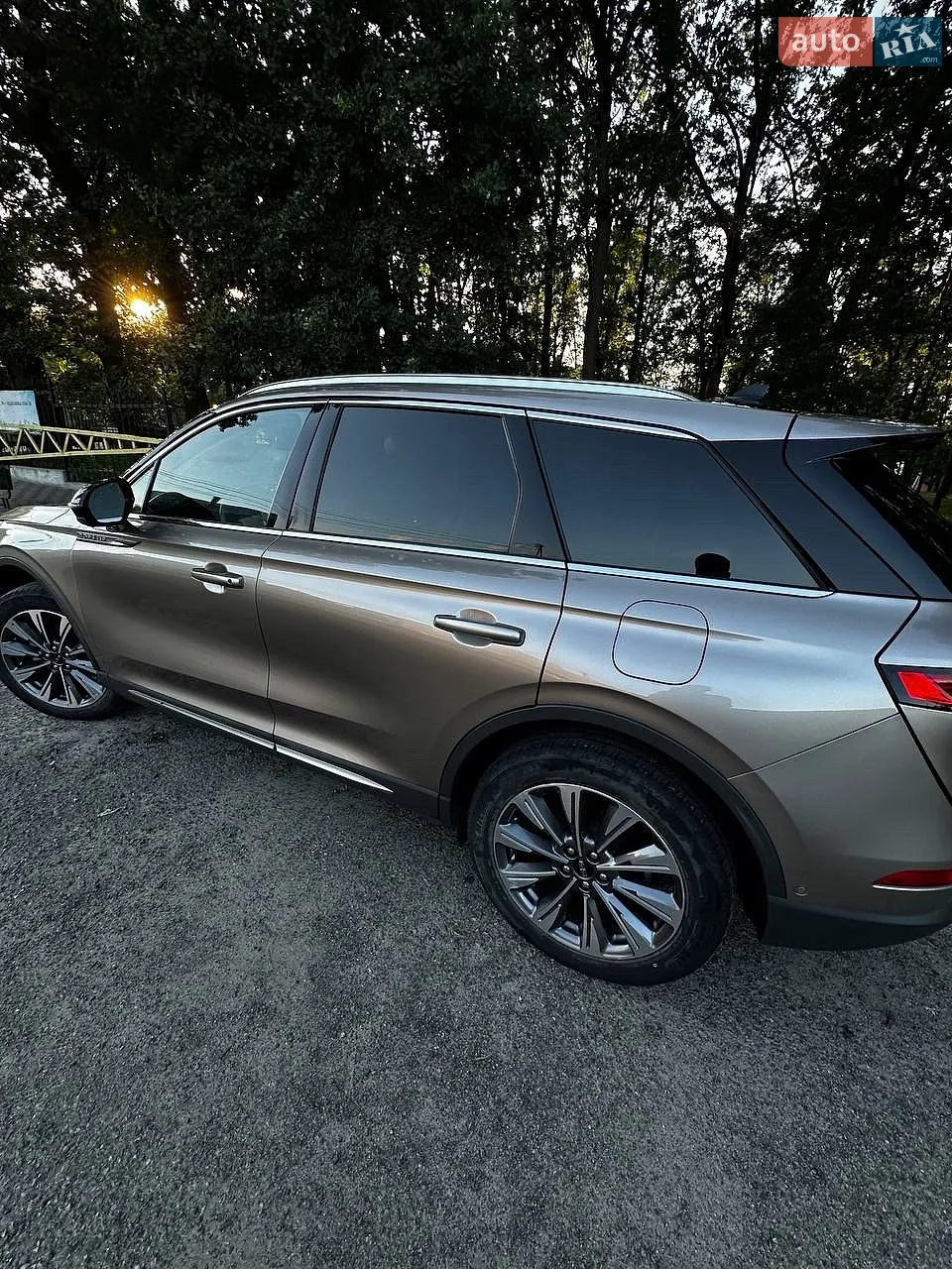 2020 Lincoln Corsair - мініатюра 3