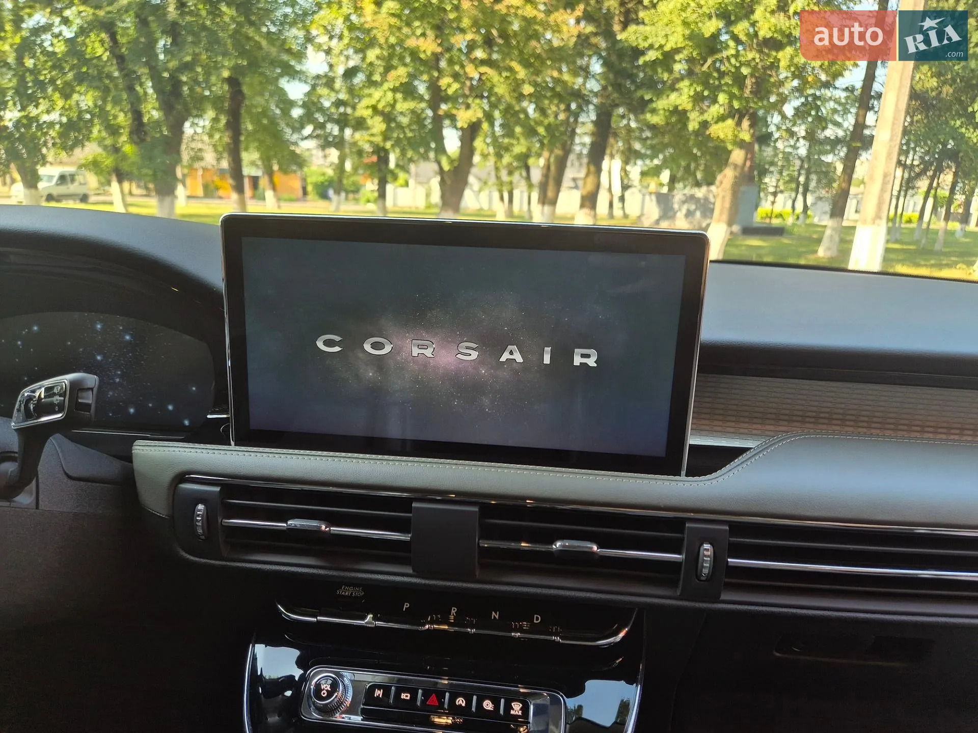 2023 Lincoln Corsair - мініатюра 26
