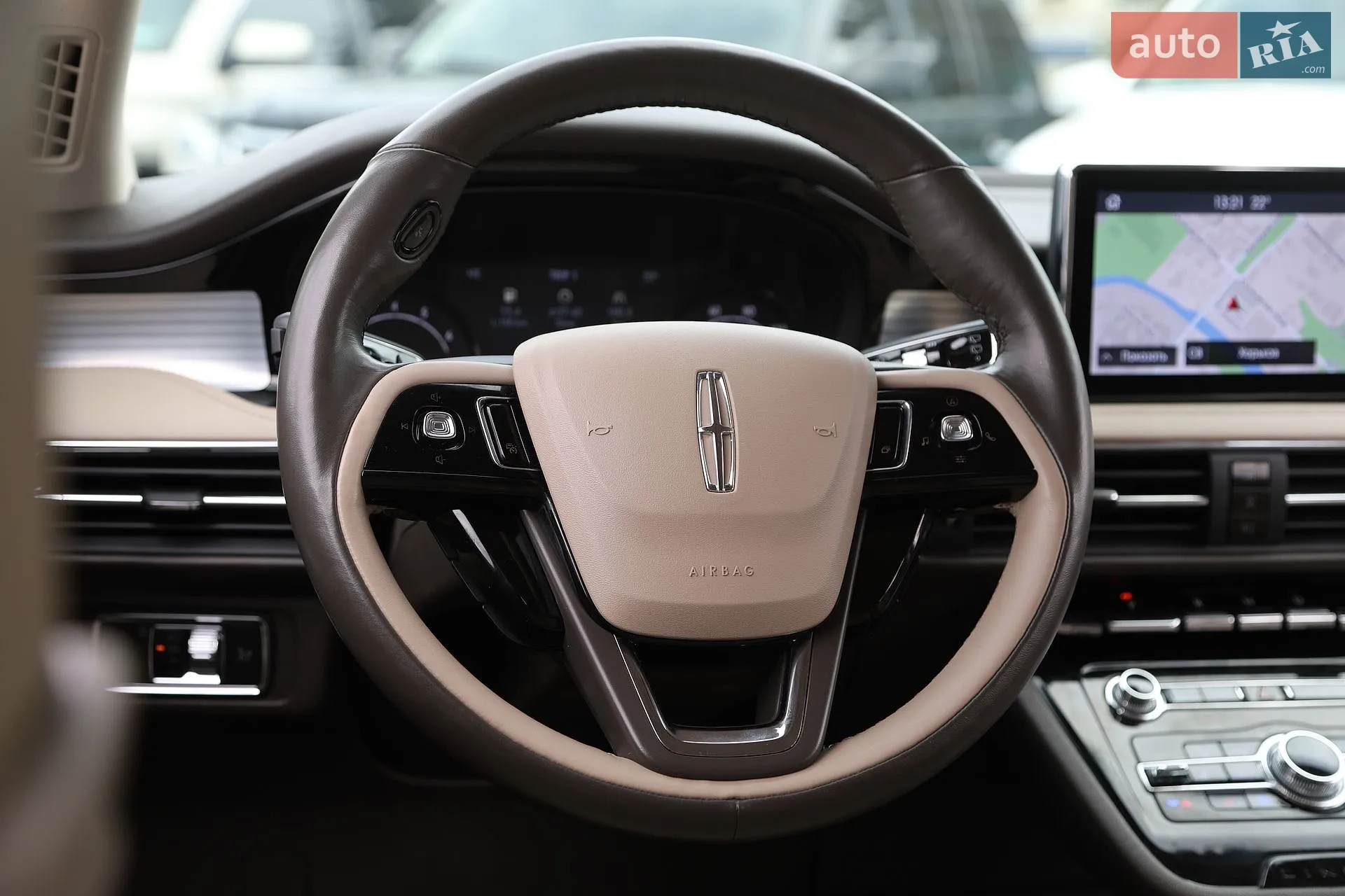 2022 Lincoln Corsair - мініатюра 19