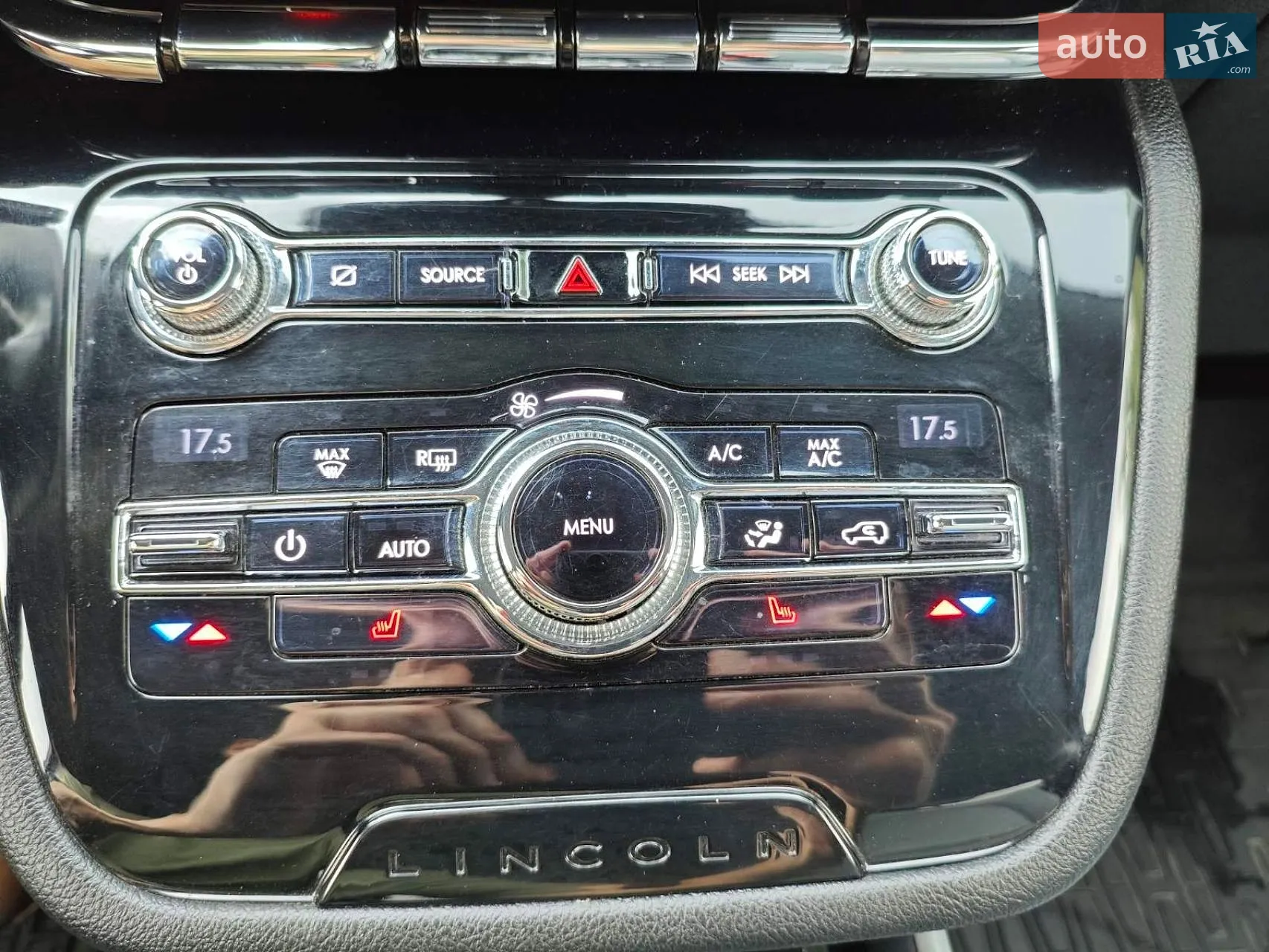 2019 Lincoln Corsair - мініатюра 10