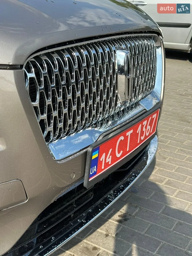 2021 Lincoln Corsair - мініатюра 5
