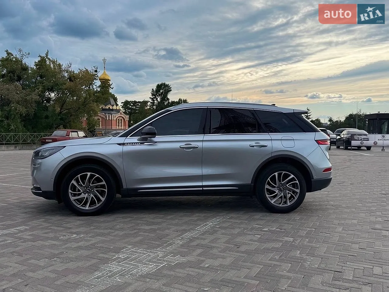 2022 Lincoln Corsair - мініатюра 20