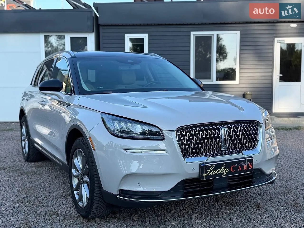 2020 Lincoln Corsair - мініатюра 3