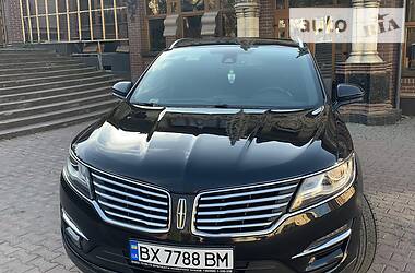 Позашляховик / Кросовер Lincoln MKC 2014 в 