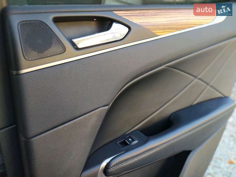 Внедорожник / Кроссовер Lincoln MKC 2015 в Львове