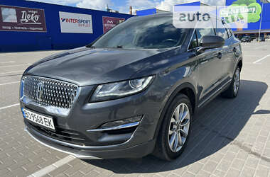 Внедорожник / Кроссовер Lincoln MKC 2018 в 