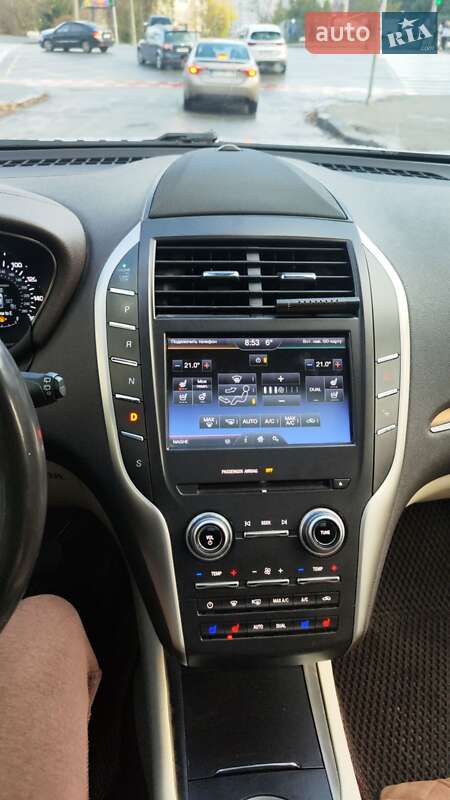 Позашляховик / Кросовер Lincoln MKC 2015 в Києві