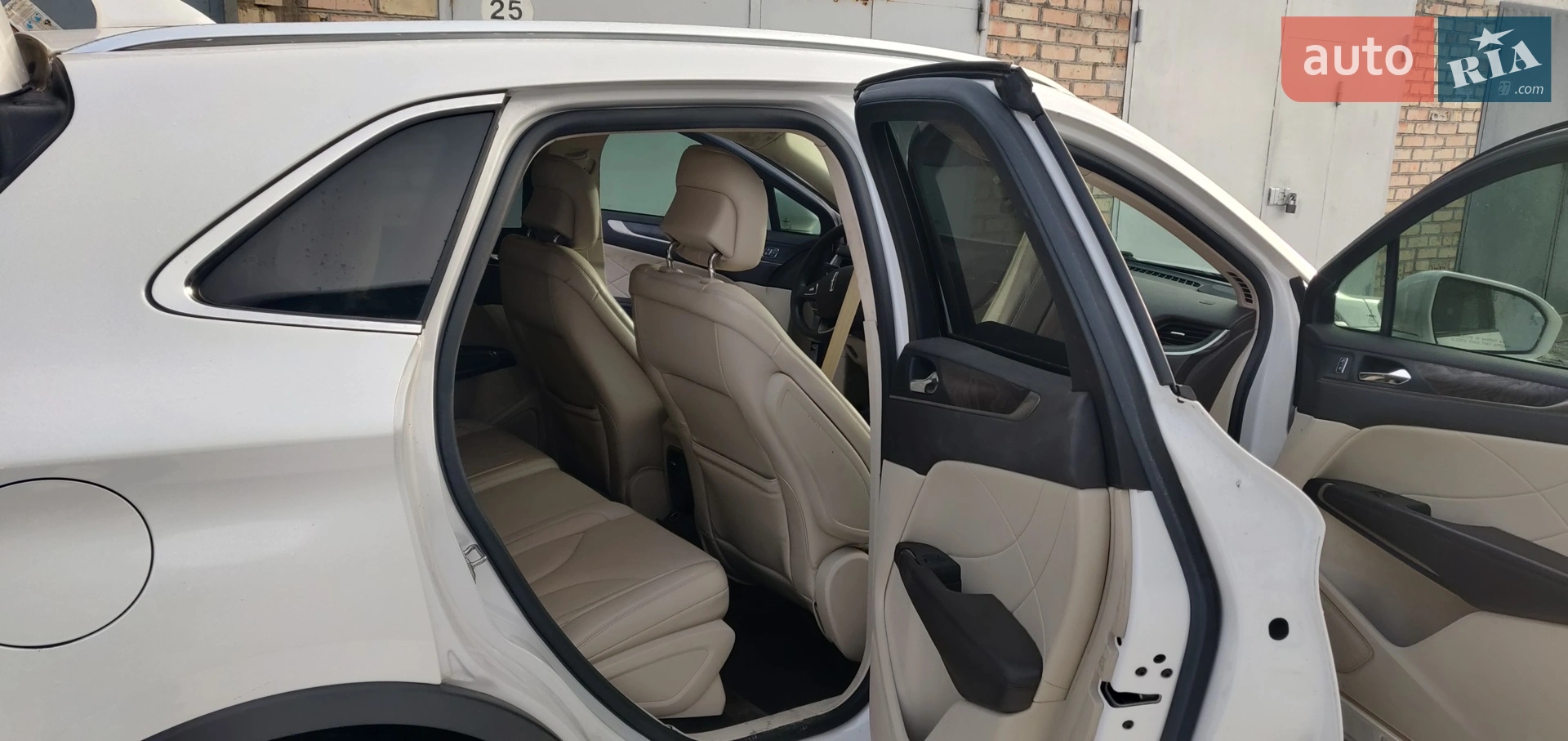 2017 Lincoln MKC - мініатюра 9