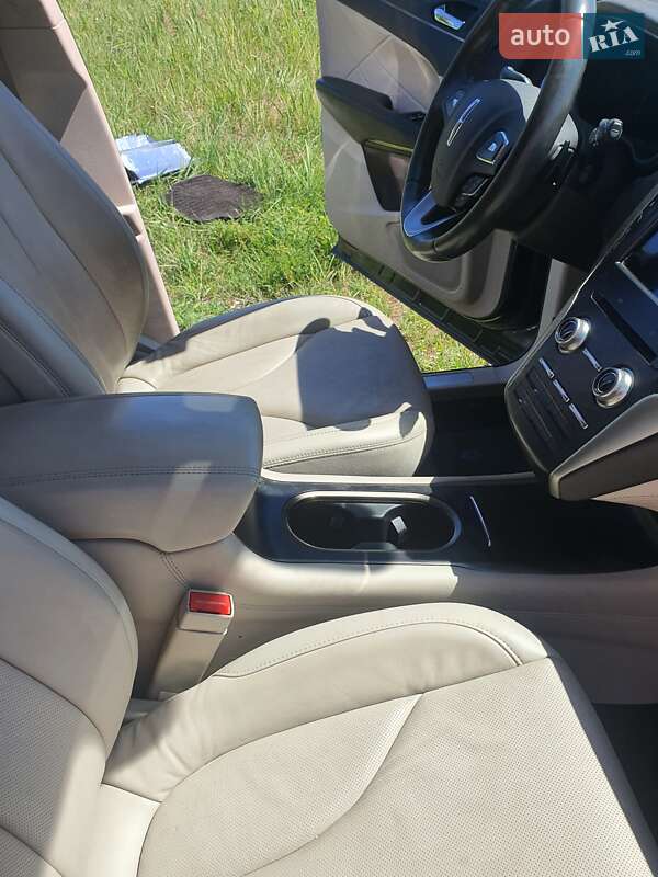 Позашляховик / Кросовер Lincoln MKC 2018 в Києві