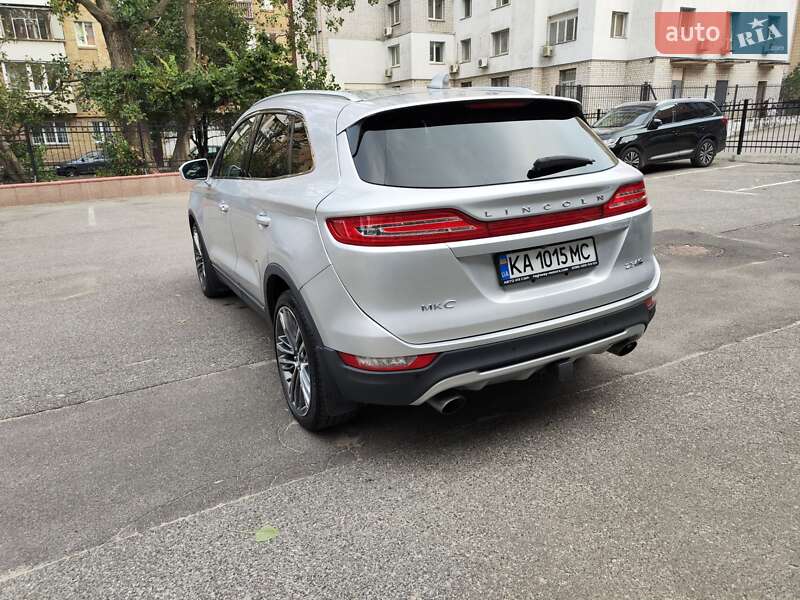 Позашляховик / Кросовер Lincoln MKC 2015 в Києві