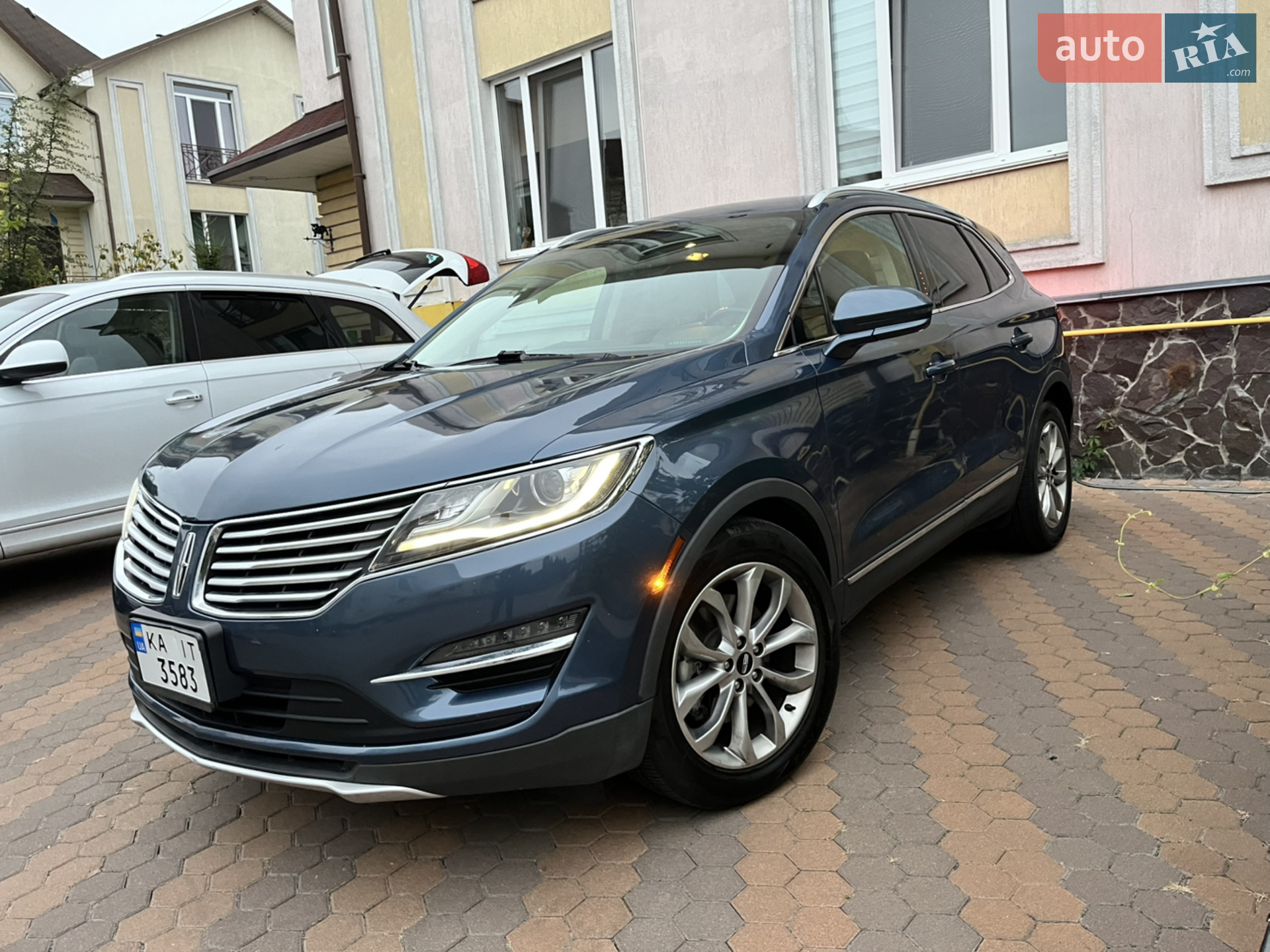 2017 Lincoln MKC - мініатюра 2