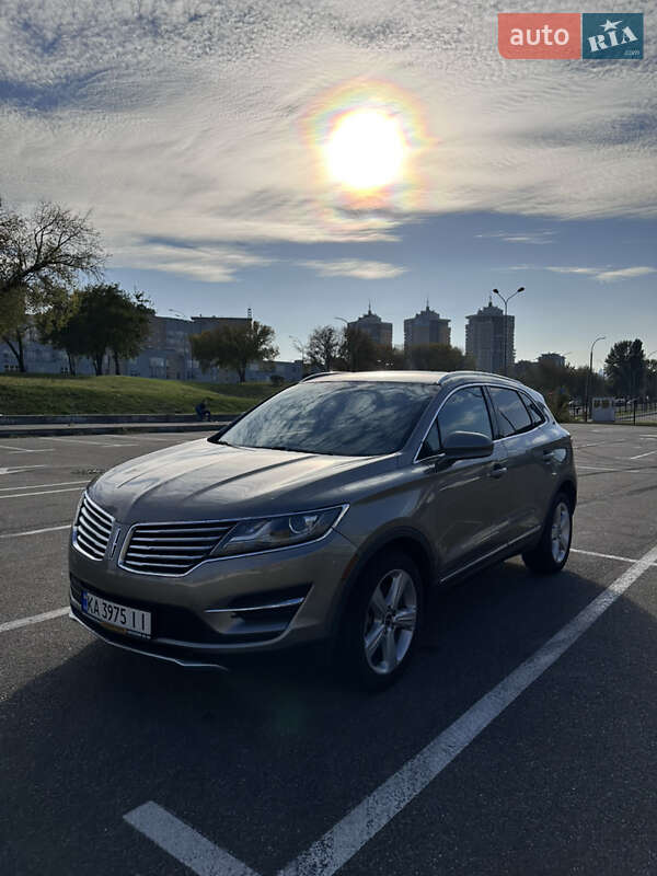 Lincoln MKC 2017