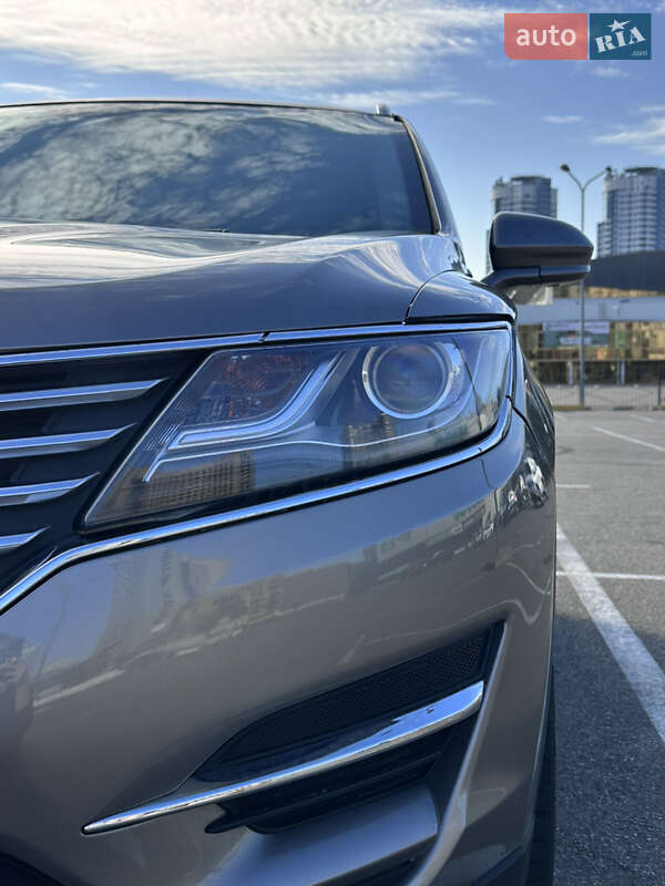 Позашляховик / Кросовер Lincoln MKC 2017 в Києві