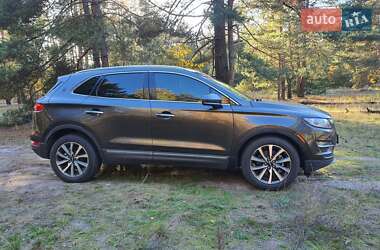 Внедорожник / Кроссовер Lincoln MKC 2018 в 
