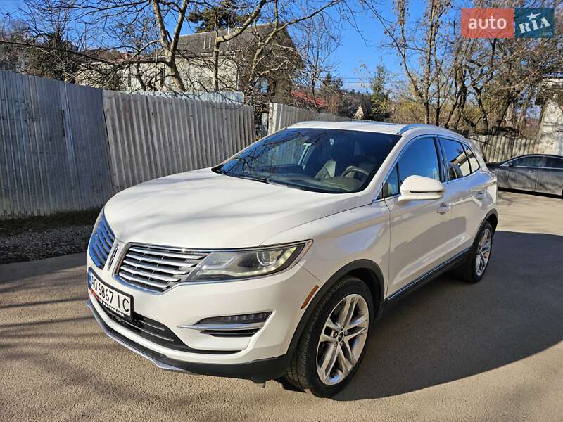 Внедорожник / Кроссовер Lincoln MKC 2015 в Ужгороде