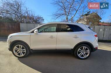 Позашляховик / Кросовер Lincoln MKC 2015 в 
