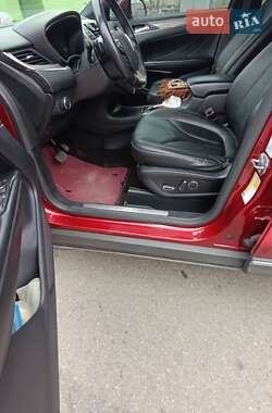 Внедорожник / Кроссовер Lincoln MKC 2015 в 