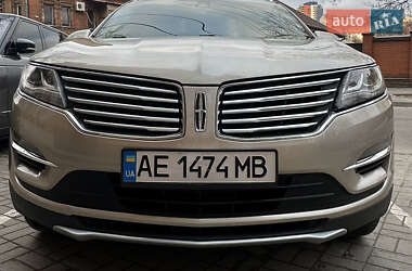 Внедорожник / Кроссовер Lincoln MKC 2015 в 