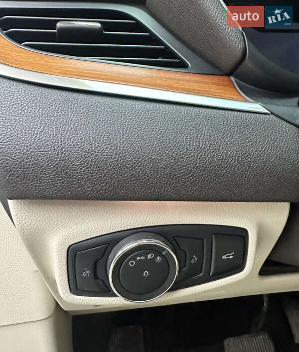 Внедорожник / Кроссовер Lincoln MKC 2015 в Днепре