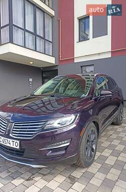 Внедорожник / Кроссовер Lincoln MKC 2014 в 