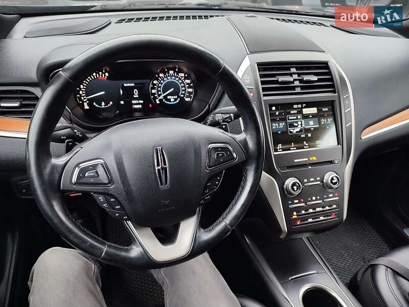 Внедорожник / Кроссовер Lincoln MKC 2016 в Тернополе