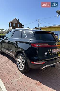 Внедорожник / Кроссовер Lincoln MKC 2017 в 