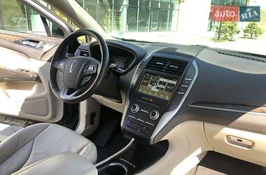 Внедорожник / Кроссовер Lincoln MKC 2016 в 