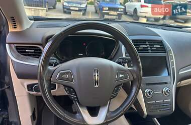 Внедорожник / Кроссовер Lincoln MKC 2017 в 