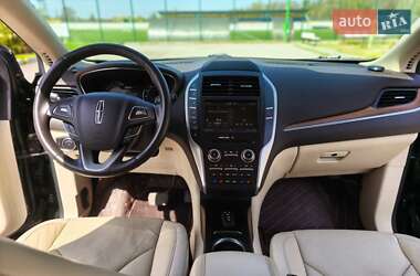 Позашляховик / Кросовер Lincoln MKC 2014 в 