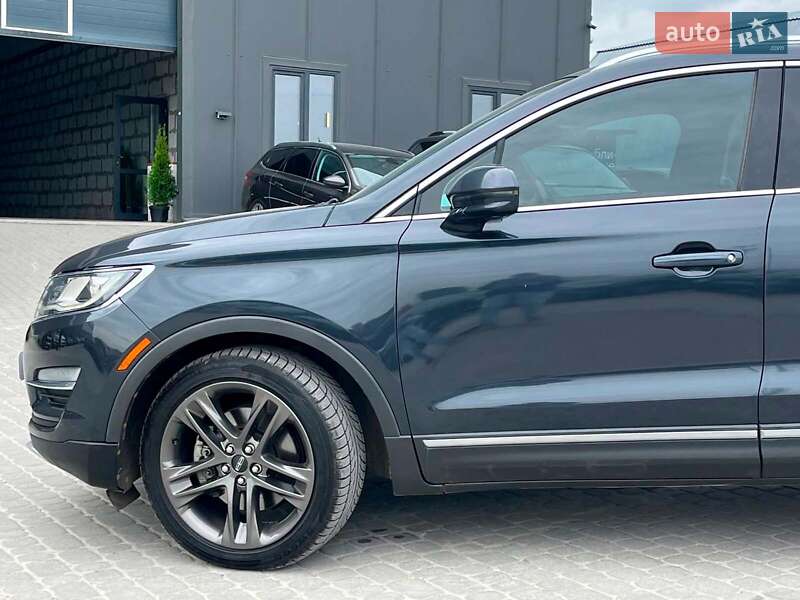Позашляховик / Кросовер Lincoln MKC 2014 в Львові
