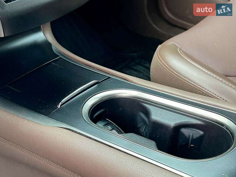 Позашляховик / Кросовер Lincoln MKC 2014 в Львові