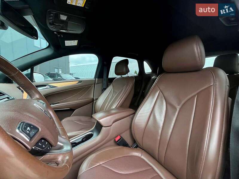 Позашляховик / Кросовер Lincoln MKC 2014 в Львові