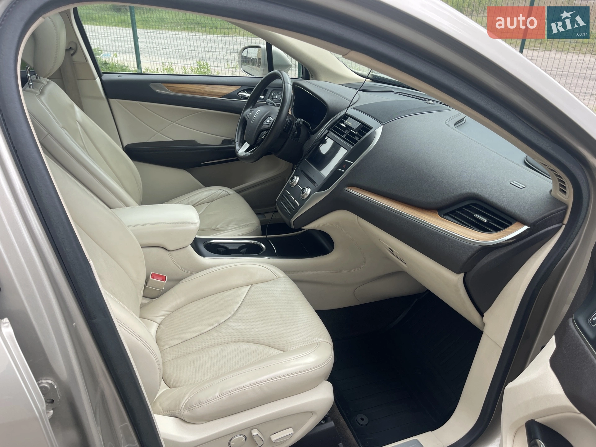 2014 Lincoln MKC - мініатюра 20