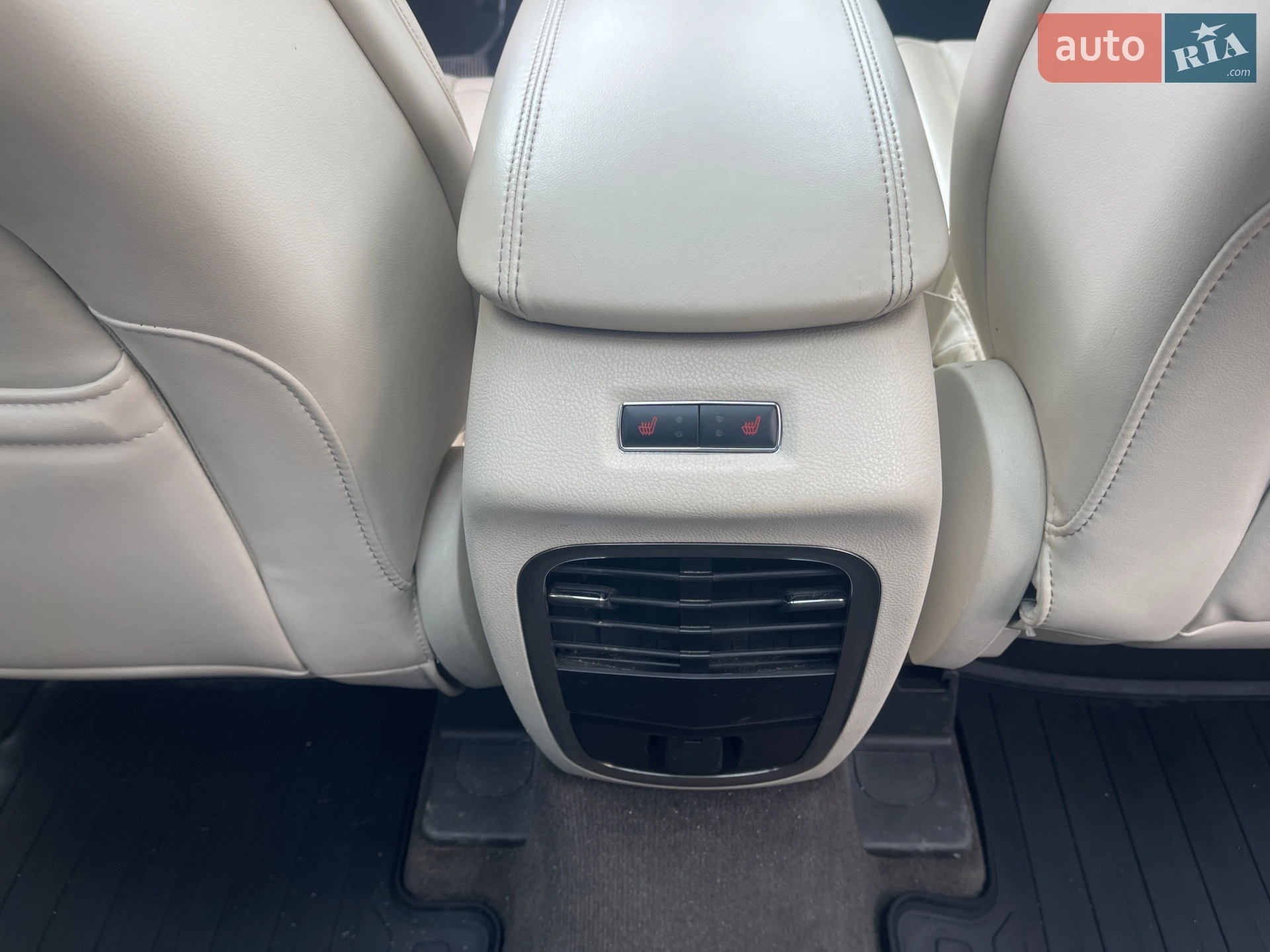 2014 Lincoln MKC - мініатюра 26